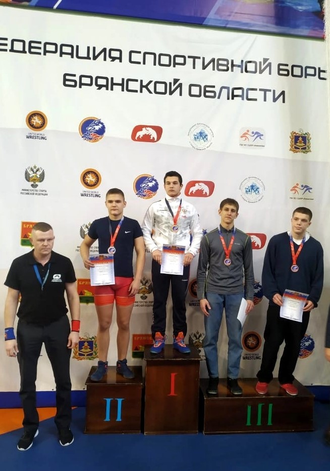Успех на соревнованиях по борьбе