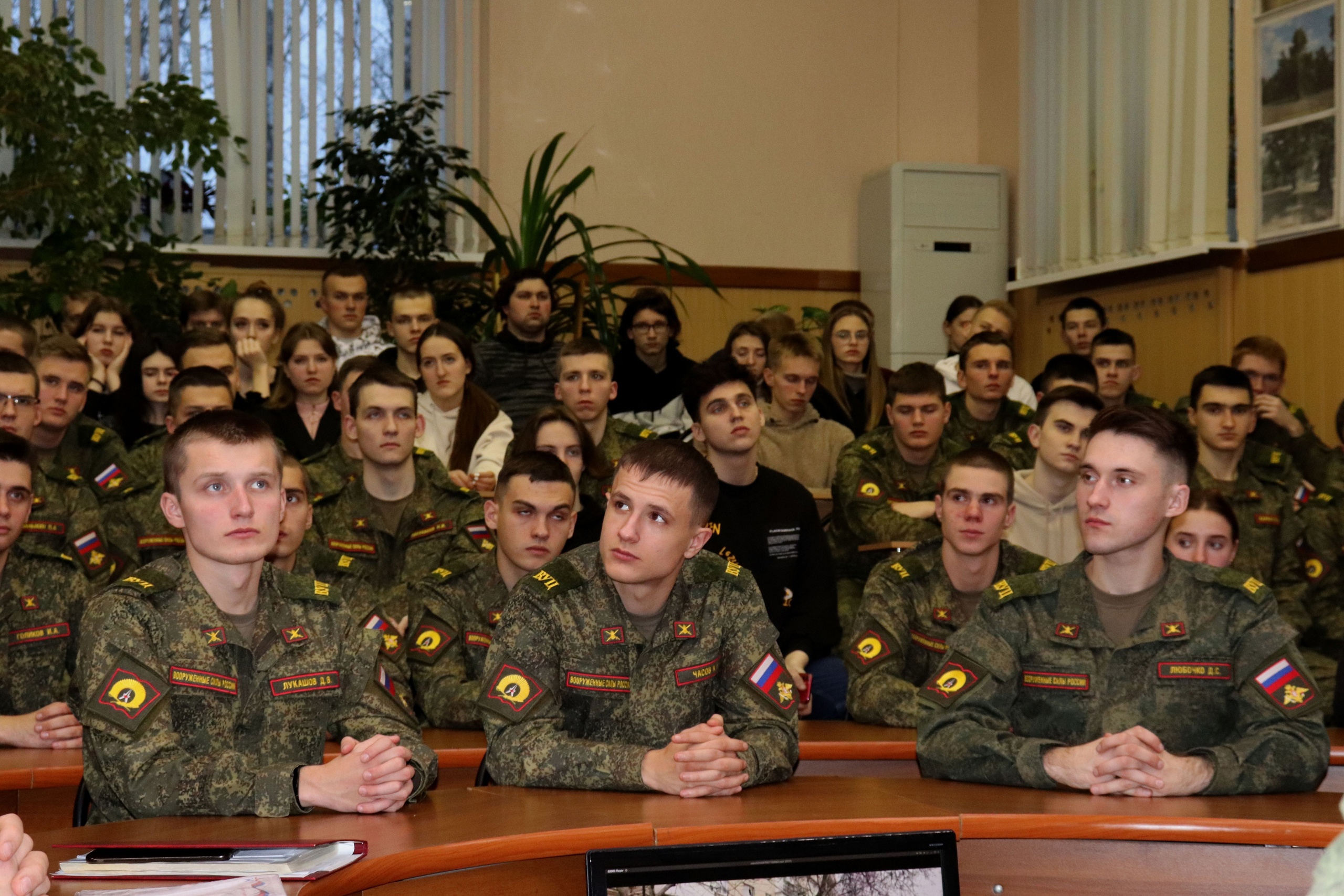 Открытый диалог студенческой молодежи с участниками СВО