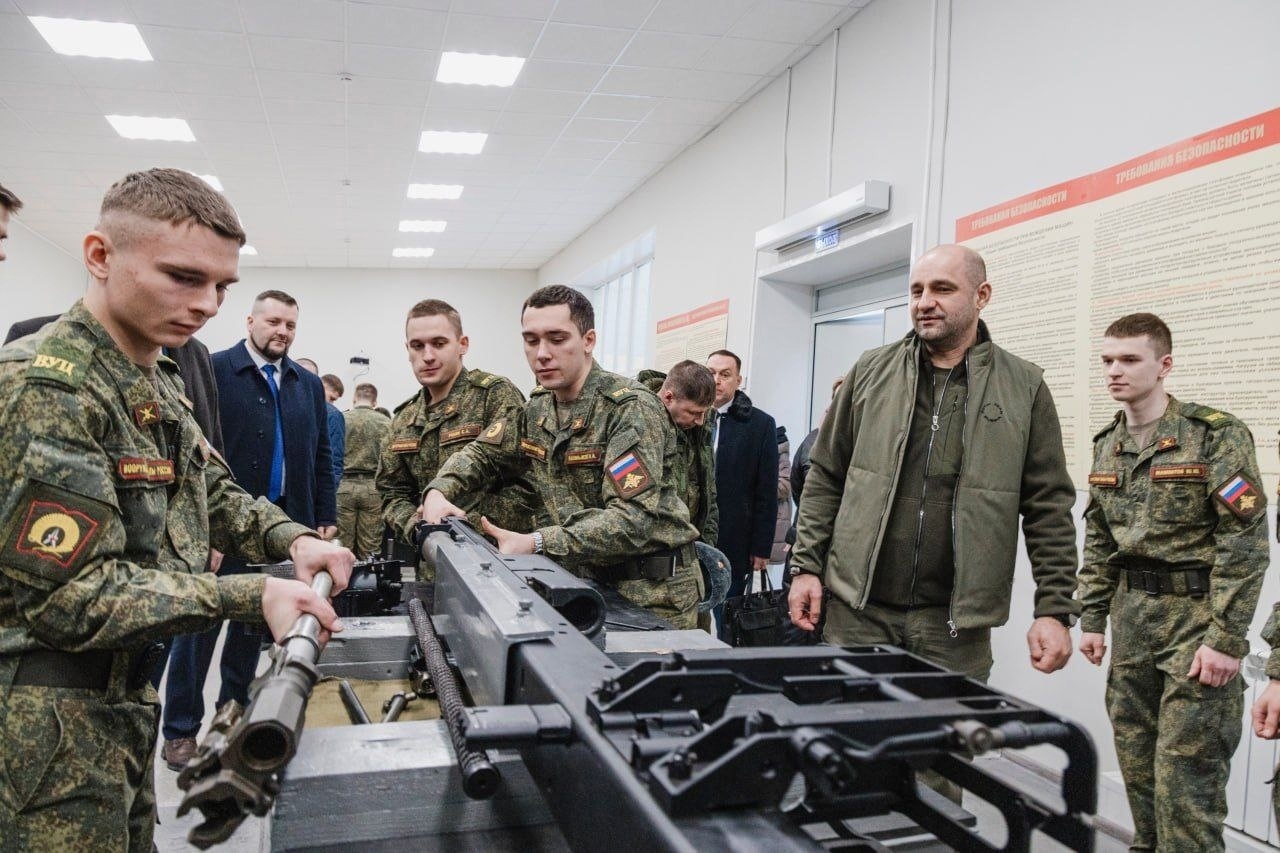 Посещение БГИТУ Председателем Народного Совета ДНР Артёма Жога