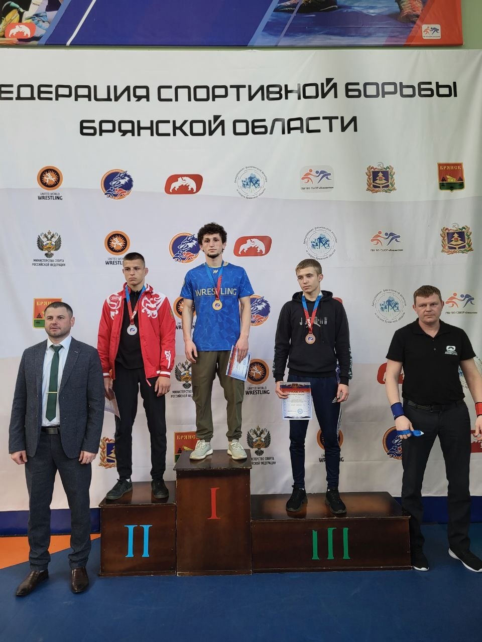 Успех на соревнованиях по борьбе