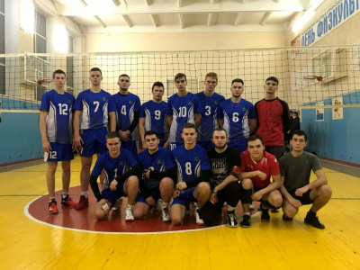 Соревнования по волейболу