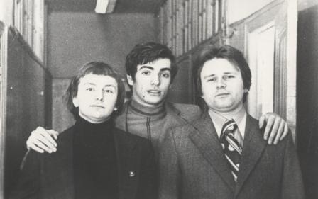 3студенты.jpg