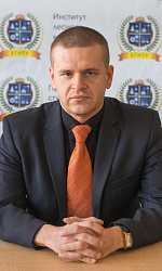 Захаров Никита Евгеньевич