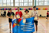 Успех на соревнованиях по настольному теннису